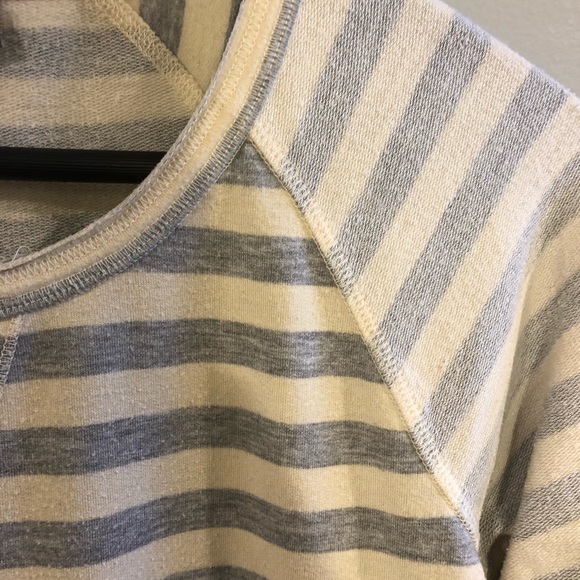 A Pea in the Pod drop shoulder striped sweatshirt - Picture 5 of 8